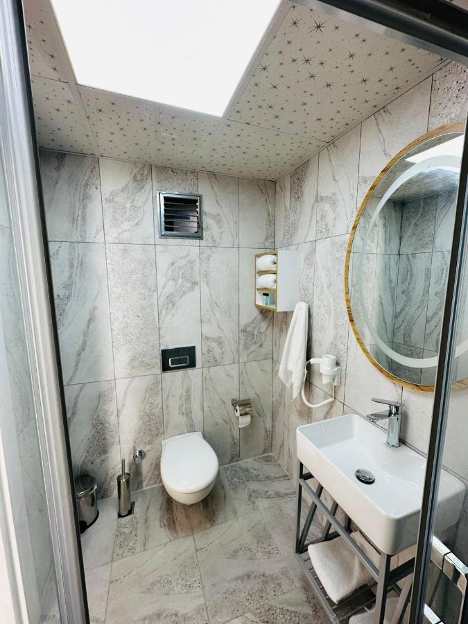 Taksim Havana Hotel Suites Истанбул Екстериор снимка