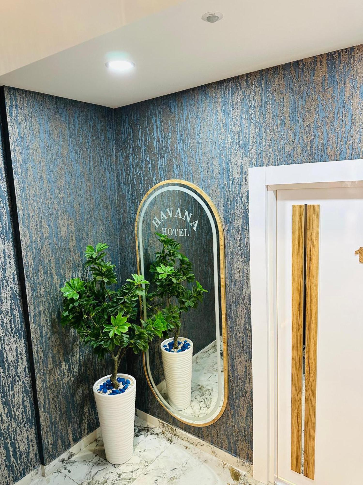 Taksim Havana Hotel Suites Истанбул Екстериор снимка