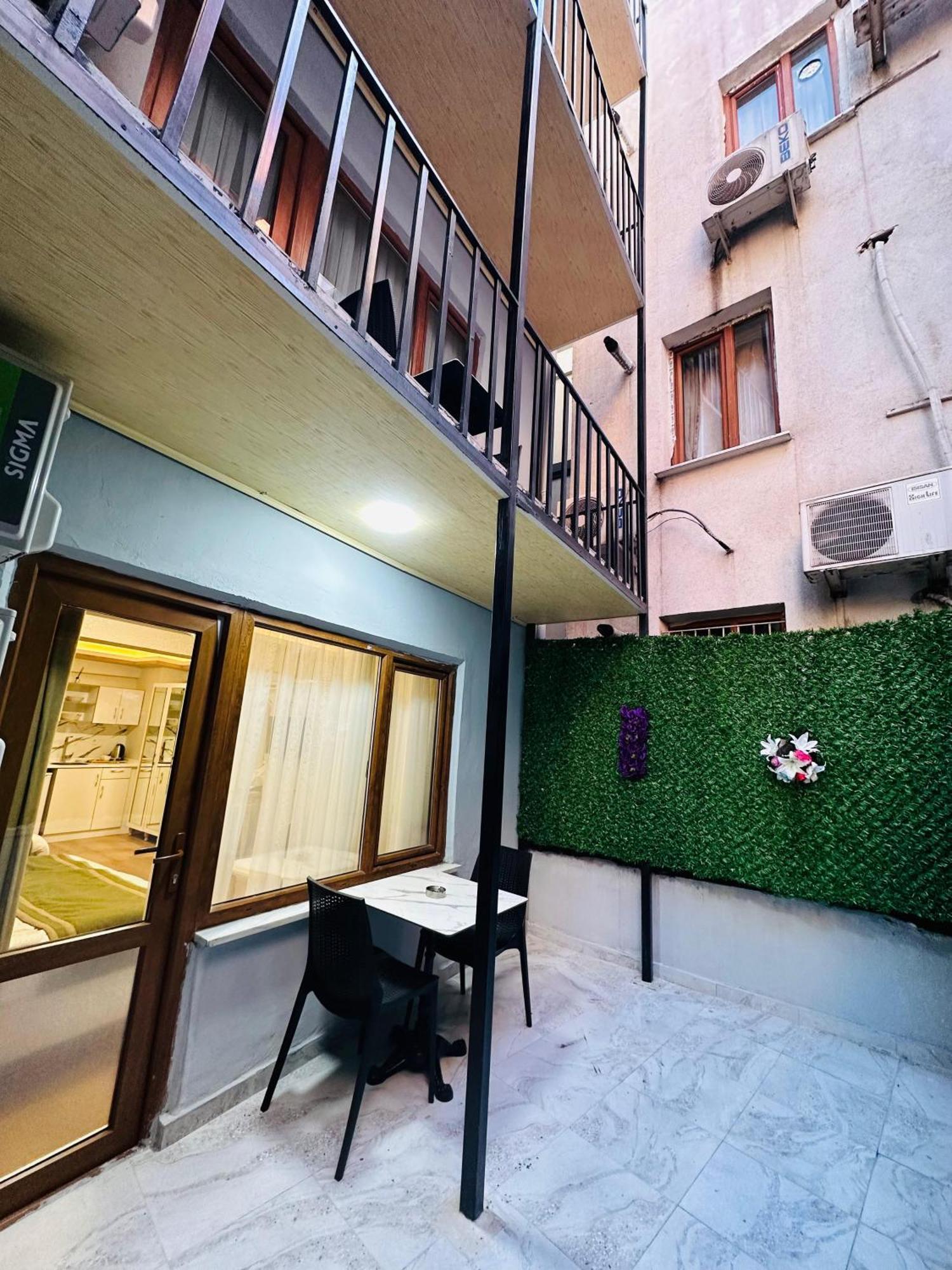 Taksim Havana Hotel Suites Истанбул Екстериор снимка