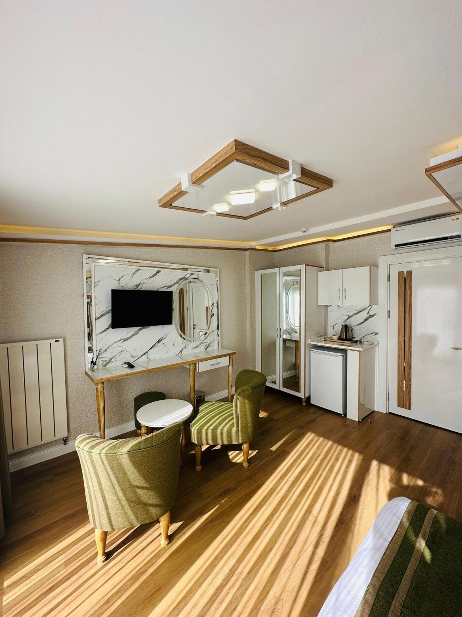 Taksim Havana Hotel Suites Истанбул Екстериор снимка